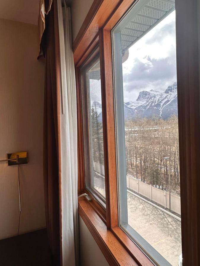 Chateau Canmore Exterior foto